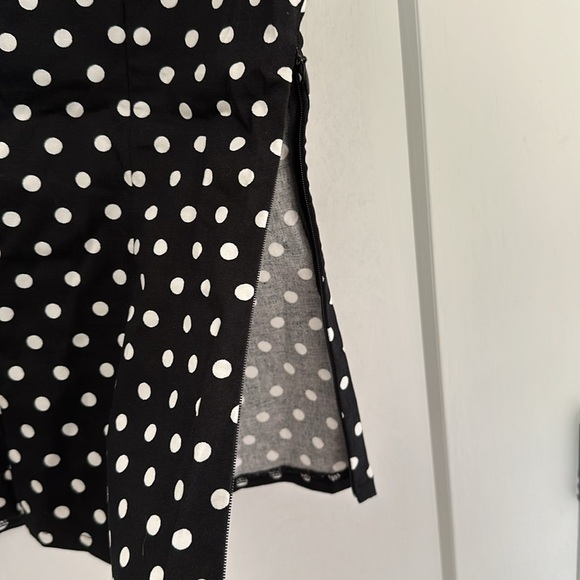 NWT Elesol top! - Picture 4 of 4